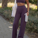 Effortless Straight Leg Legging